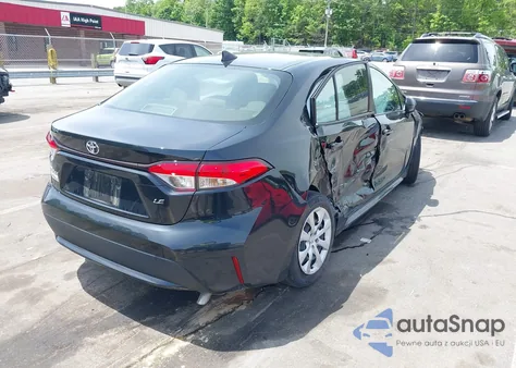 2022 Toyota Corolla Le z USA, uszkodzony, nr VIN JTDEPMAE9NJ217602